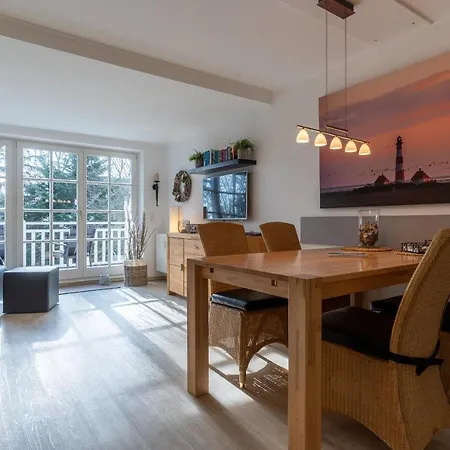 Appartementhaus Strandlaeufer *